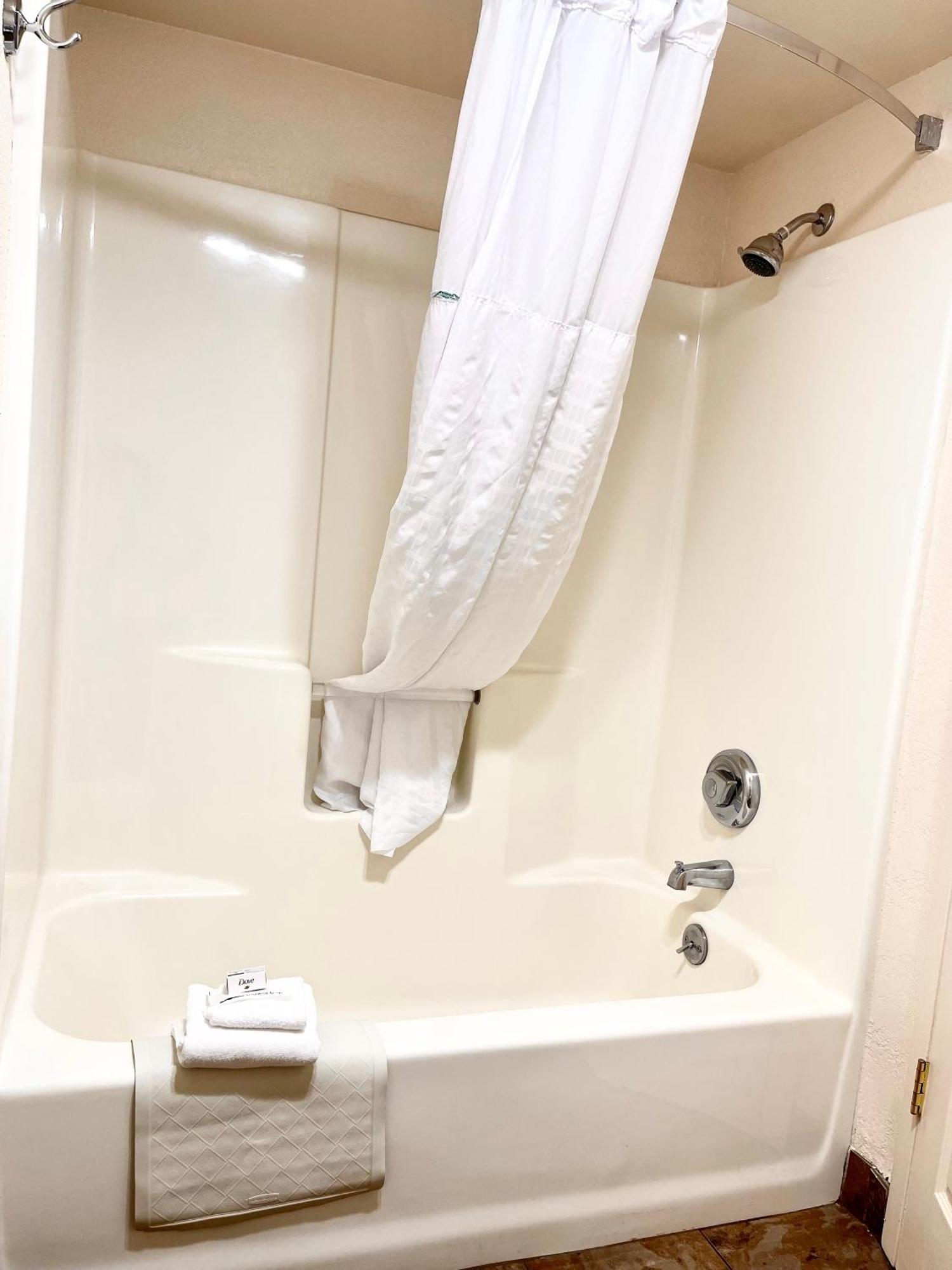 Wenatchee Inn Luaran gambar