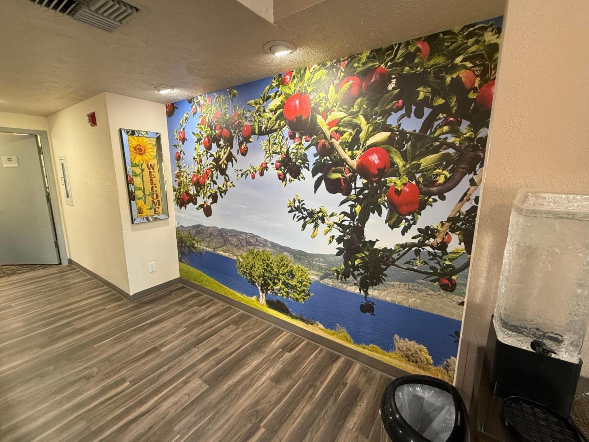 Wenatchee Inn Luaran gambar